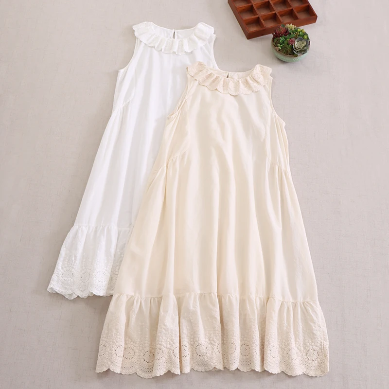 Japanese Sweet Mori Girl Solid Color Embroidery Cotton Tank Dress Women Spring Summer New Ruffled Collar Sleeveless Midi Dresses
Japanese Sweet Mori Girl Solid Color Embroidery Cotton Tank Dress Women Spring Summer New Ruffled Collar Sleeveless Midi Dresses