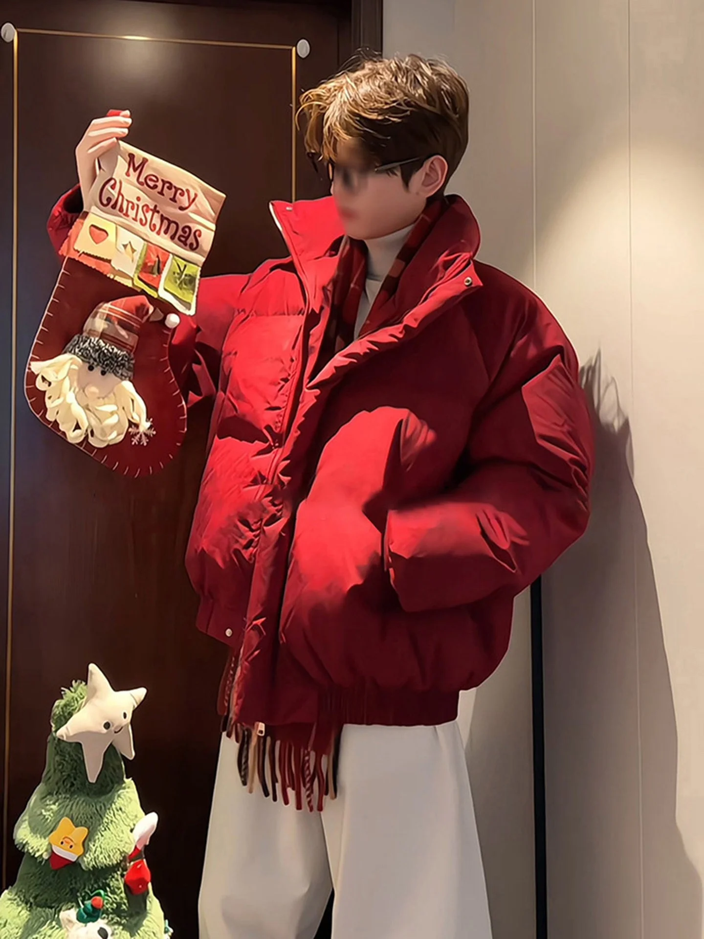 Red down Cotton Jaet Men's Winter Faionable Coat American Sle Stand Collar Bread Sle Outerwear for Men And Women
Red down Cotton Jaet Men's Winter Faionable Coat American Sle Stand Collar Bread Sle Outerwear for Men And Women