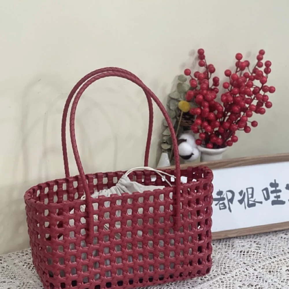 Plastic Hollow Weave Bag Countryside Style Bohemian Style Beach Tote Bag Large Capacity Bucket Bag Vegetable Basket Bag
Plastic Hollow Weave Bag Countryside Style Bohemian Style Beach Tote Bag Large Capacity Bucket Bag Vegetable Basket Bag