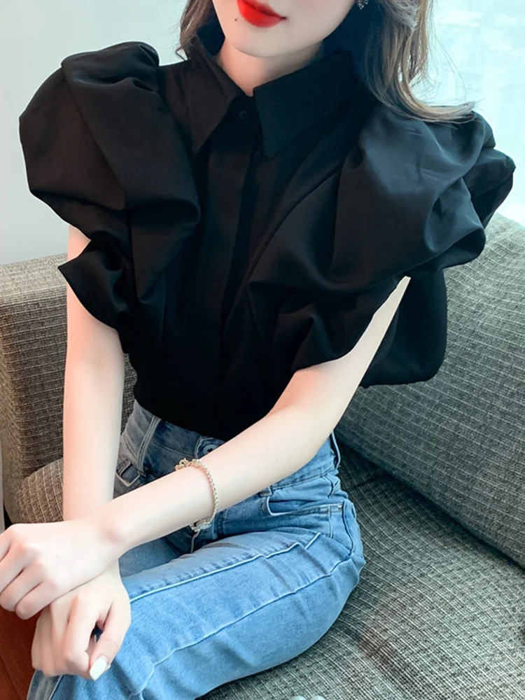 Elegant Vintage Turn-down Collar Shirt Women's Summer Design Unique Black Petal Bubble Sleeve Fashionable Top Korean Style
Elegant Vintage Turn-down Collar Shirt Women's Summer Design Unique Black Petal Bubble Sleeve Fashionable Top Korean Style