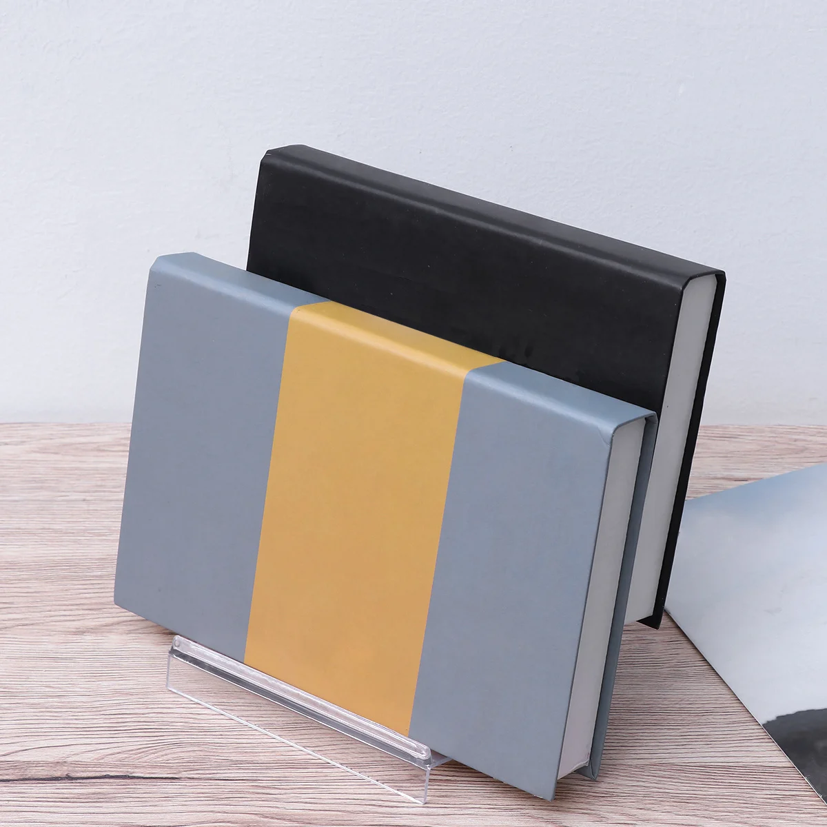 Two Layer Acrylic Wallet Storage Rack Transparent Desktop Organizer Stand for Wallet Phone Cosmetics Jewelry Display
Two Layer Acrylic Wallet Storage Rack Transparent Desktop Organizer Stand for Wallet Phone Cosmetics Jewelry Display