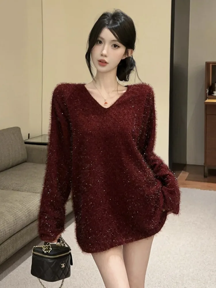 Elegant Vintage Knitted Top Gold Thread Shiny Long Sleeve V-Neck Loose Slimming Women's Fashion City Walk Winter Season
Elegant Vintage Knitted Top Gold Thread Shiny Long Sleeve V-Neck Loose Slimming Women's Fashion City Walk Winter Season
