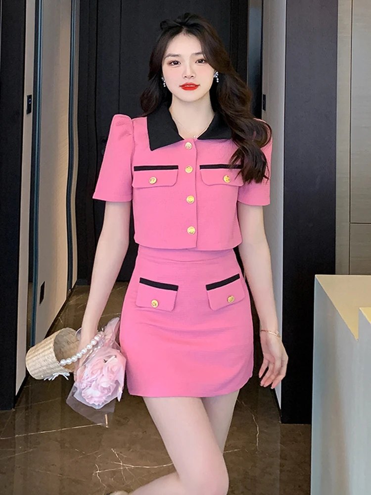 New Summer Small Fragrance Style Top Suit For Women's Lapel Short Sleeve Fashion High Waist Mini Skirt Elegant Two Piece Set
New Summer Small Fragrance Style Top Suit For Women's Lapel Short Sleeve Fashion High Waist Mini Skirt Elegant Two Piece Set