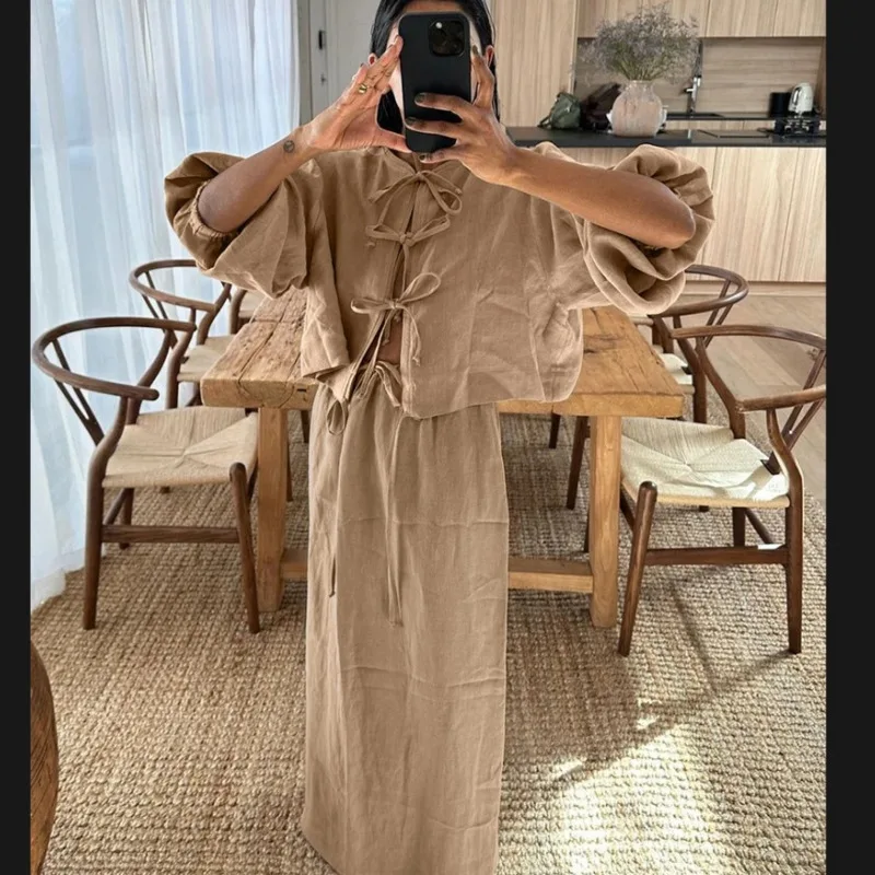 Women Lace Up Bow Maxi Skirt Set Casual Loose Solid Puff Sleeve Shirt High Waist Long Skirt 2 Piece Set Summer Beach Holiday Set
Women Lace Up Bow Maxi Skirt Set Casual Loose Solid Puff Sleeve Shirt High Waist Long Skirt 2 Piece Set Summer Beach Holiday Set