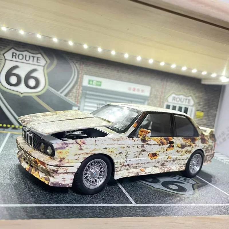 1:24 1988 M3 E30 Rust Damaged Version Alloy Sports Car Model Diecasts Metal Classic Car Vehicles Model Sound Light Kids Toy Gift
1:24 1988 M3 E30 Rust Damaged Version Alloy Sports Car Model Diecasts Metal Classic Car Vehicles Model Sound Light Kids Toy Gift