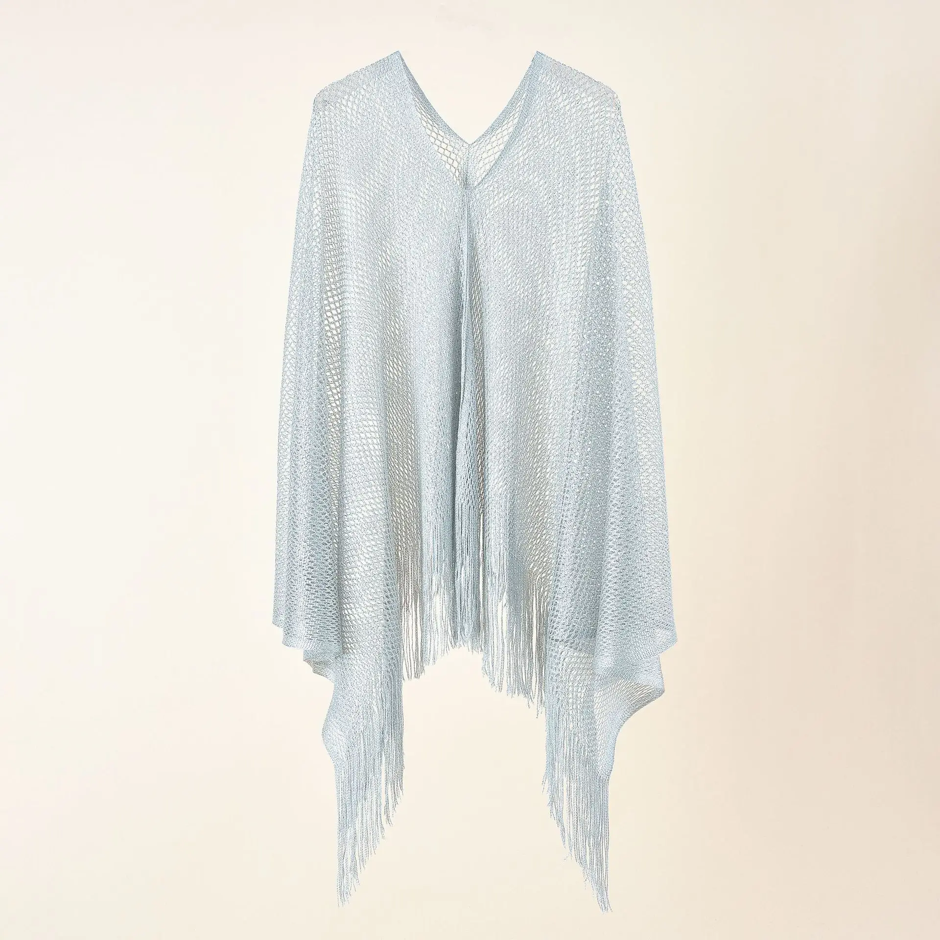 2022 Summer Golden Silk Thread Ventilation Beach Fine net Shawl Sunscreen Sunshade Cardigan Cloak Lady Coat Poncho Capes Silver
2022 Summer Golden Silk Thread Ventilation Beach Fine net Shawl Sunscreen Sunshade Cardigan Cloak Lady Coat Poncho Capes Silver