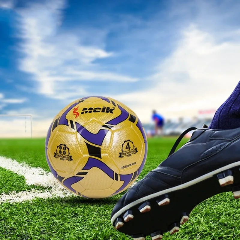 Official Size 4 Size 5 Football Children Adults Outdoor Grassland Game Ball PU Adhesive Seamless Wear-resistant Soocer Ball
Official Size 4 Size 5 Football Children Adults Outdoor Grassland Game Ball PU Adhesive Seamless Wear-resistant Soocer Ball