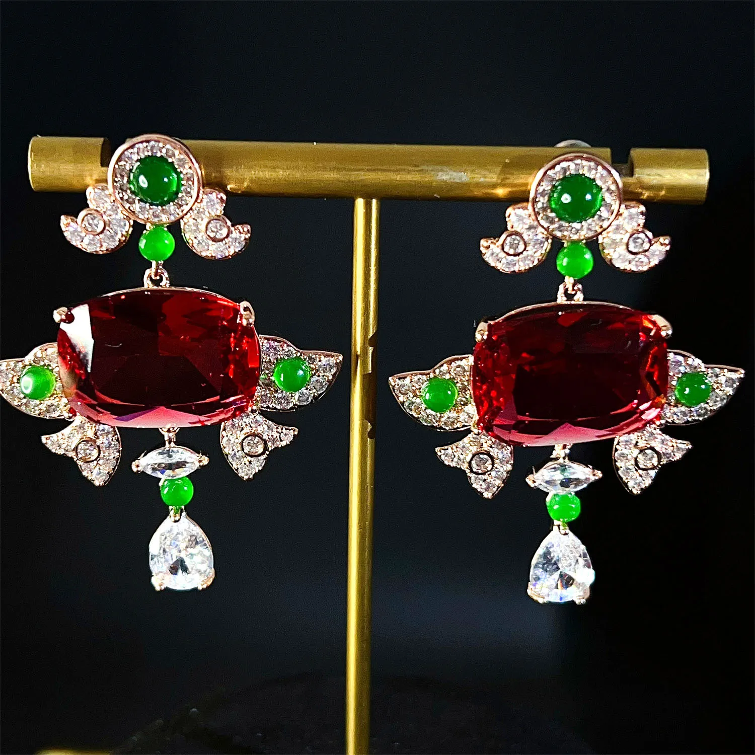 luxury red earrings for women gown party wedding jewelry big artificial gemstone dangling earrings zirconia jewelry
luxury red earrings for women gown party wedding jewelry big artificial gemstone dangling earrings zirconia jewelry