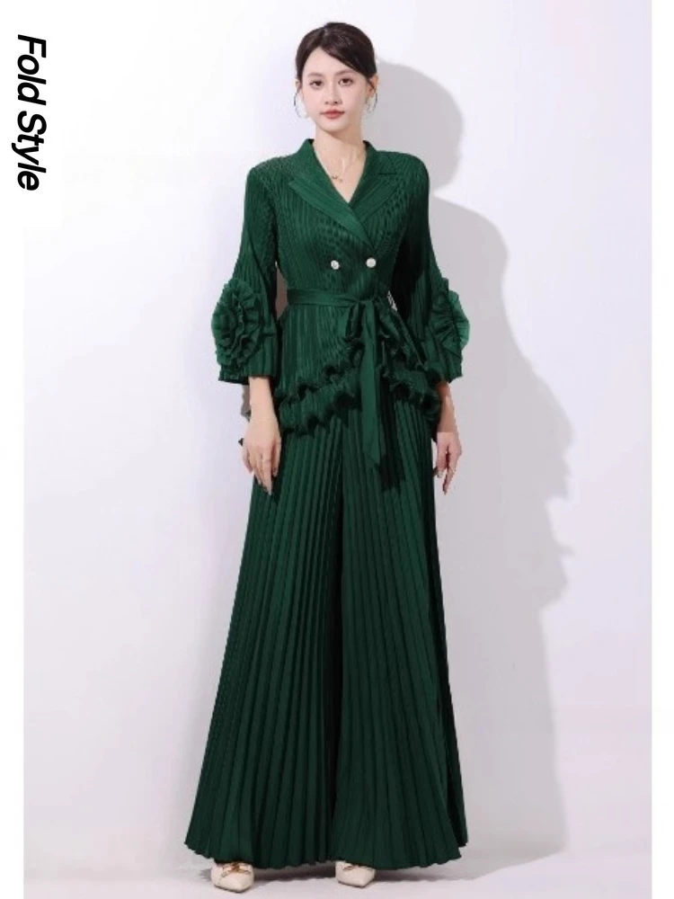 Miyake New Fashionable Fungus Edge Is Thin and Loose Hand-cranked Embroidery Set Pleated Top Elegant Trousers Two-piece Set
Miyake New Fashionable Fungus Edge Is Thin and Loose Hand-cranked Embroidery Set Pleated Top Elegant Trousers Two-piece Set