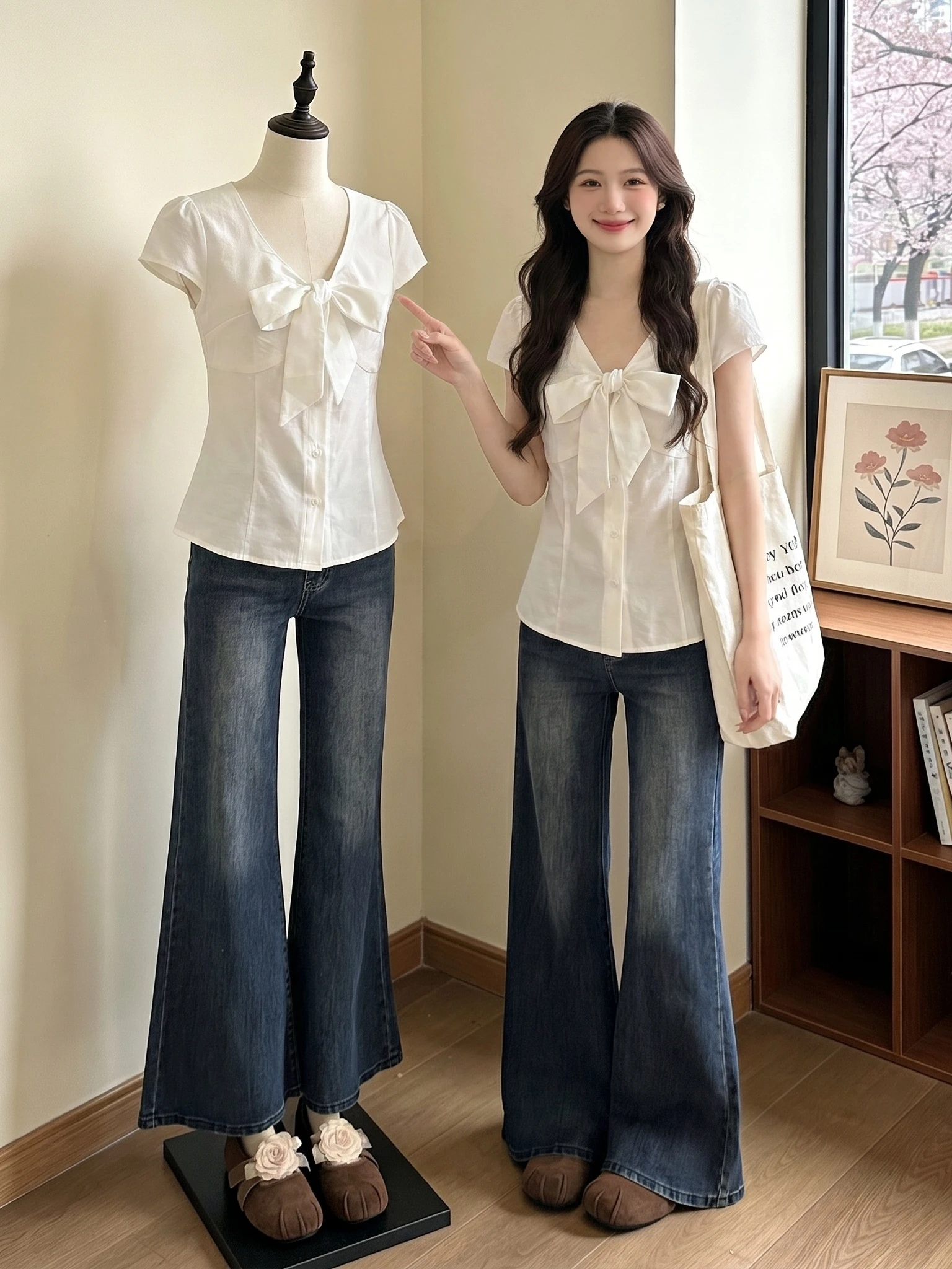 Summer New Style Women's Short Sleeve V-neck Knot White Shirt Sweet Spicy Small Top Loose Fit Commute Fashion
Summer New Style Women's Short Sleeve V-neck Knot White Shirt Sweet Spicy Small Top Loose Fit Commute Fashion