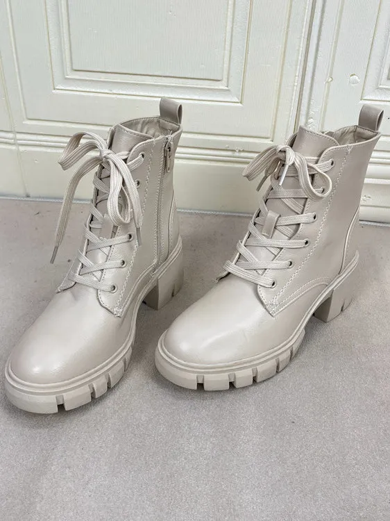 Casual round Toe Thi Bot Boots Simple Faion New Sle ort Boots Versatile Leisure Booties for Young Women
Casual round Toe Thi Bot Boots Simple Faion New Sle ort Boots Versatile Leisure Booties for Young Women