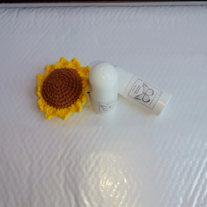 B&B lotion adhesive breast sticker invisible false silicone breast adhesive butter bow skin safety makeup artist
B&B lotion adhesive breast sticker invisible false silicone breast adhesive butter bow skin safety makeup artist