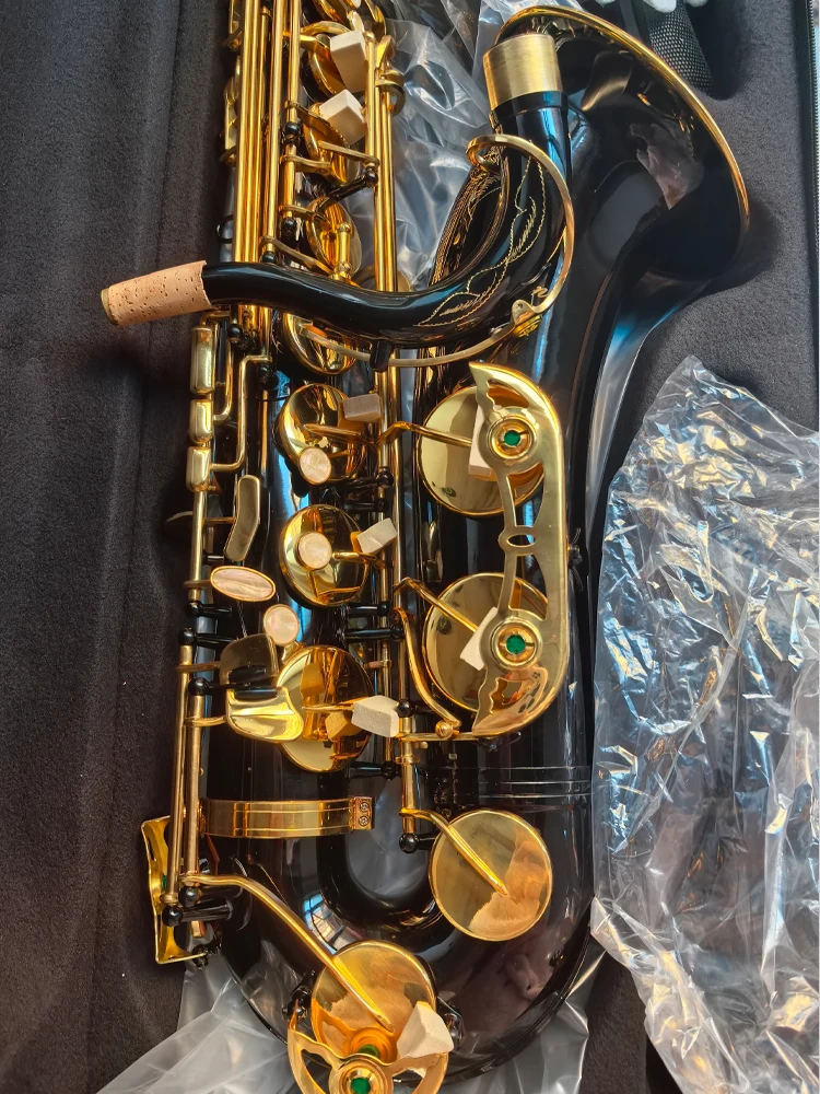 Classic Nickel-Plated 875 Black Tenor Saxophone Bb with Exquisite Engraved Woodwind Instrument With Accessories
Classic Nickel-Plated 875 Black Tenor Saxophone Bb with Exquisite Engraved Woodwind Instrument With Accessories