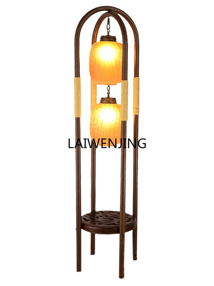 MJY new Chinese art retro wrought iron glass cover falling living room bedroom atmosphere ornament
MJY new Chinese art retro wrought iron glass cover falling living room bedroom atmosphere ornament