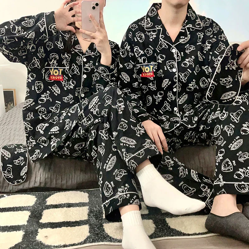 Disney's new Toy Story couple pajamas men's and women's comfortable pure cotton cartoon casual home women's suit pajamas
Disney's new Toy Story couple pajamas men's and women's comfortable pure cotton cartoon casual home women's suit pajamas