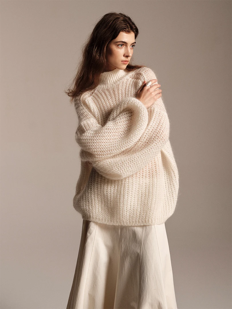 Новый осенний женский вязаный свитер Softself с высоким воротом, утонченный, с рукавами-фонариками, мягкий и уютный, для похудения
Новый осенний женский вязаный свитер Softself с высоким воротом, утонченный, с рукавами-фонариками, мягкий и уютный, для похудения