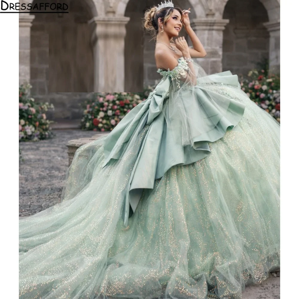Mint Green Vestidos De 15 Quinceañera Lace Appliqued Princess Quinceanera Dresses Bow Women Birthday Dress Sweet 16 Dress
Mint Green Vestidos De 15 Quinceañera Lace Appliqued Princess Quinceanera Dresses Bow Women Birthday Dress Sweet 16 Dress