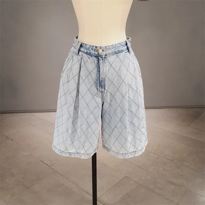 Heavy Embroidery Denim Short Pants High Waist Commute Style Cotton Pure Slimming Casual Trousers for Women Korean Version
Heavy Embroidery Denim Short Pants High Waist Commute Style Cotton Pure Slimming Casual Trousers for Women Korean Version