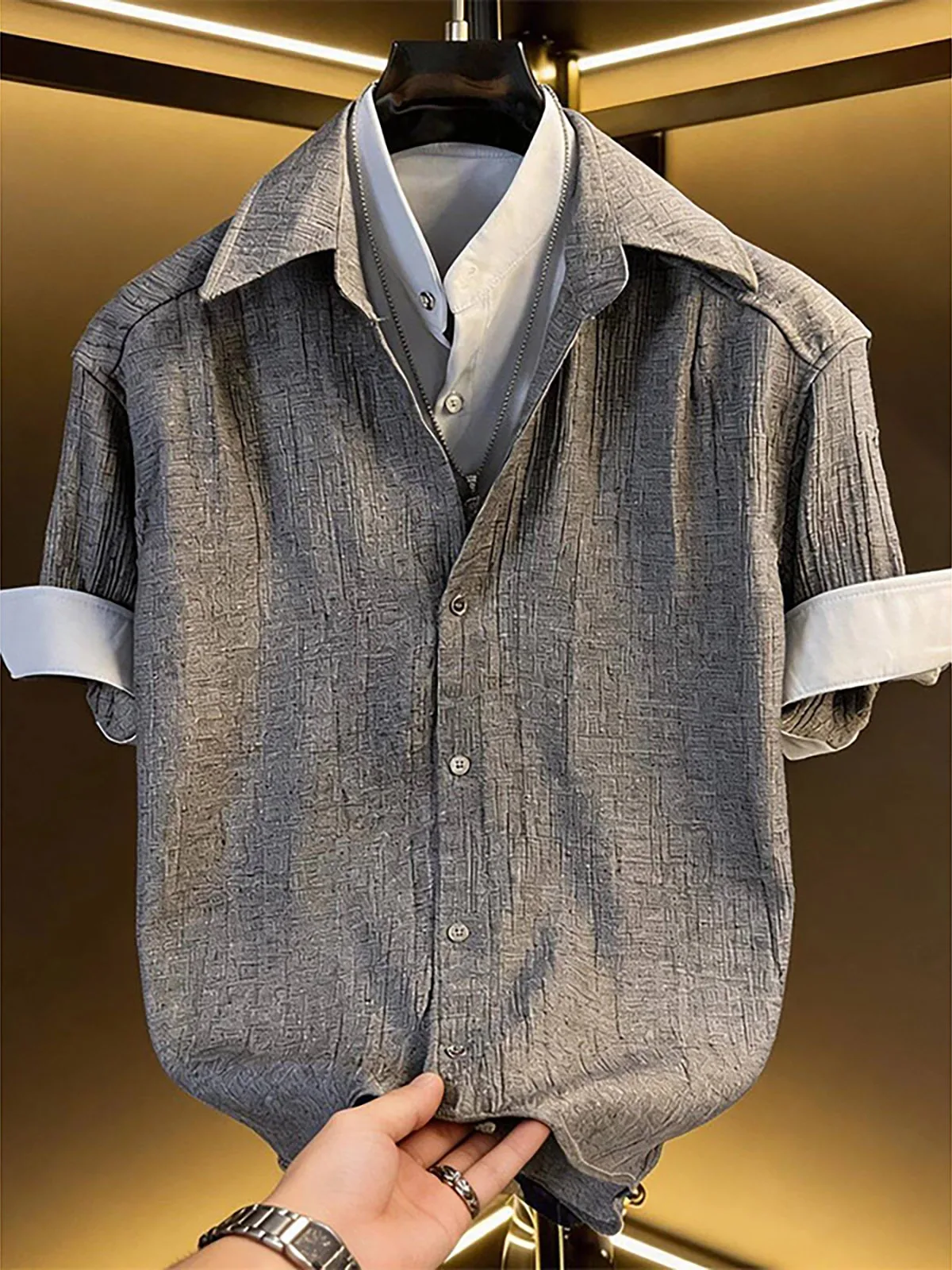 Summer Men's Casual Short Sleeve Shirt Flip Collar Stripe Pattern Versatile Half Sleeve INS Trendy Outerwear Spring Standard Fit
Summer Men's Casual Short Sleeve Shirt Flip Collar Stripe Pattern Versatile Half Sleeve INS Trendy Outerwear Spring Standard Fit