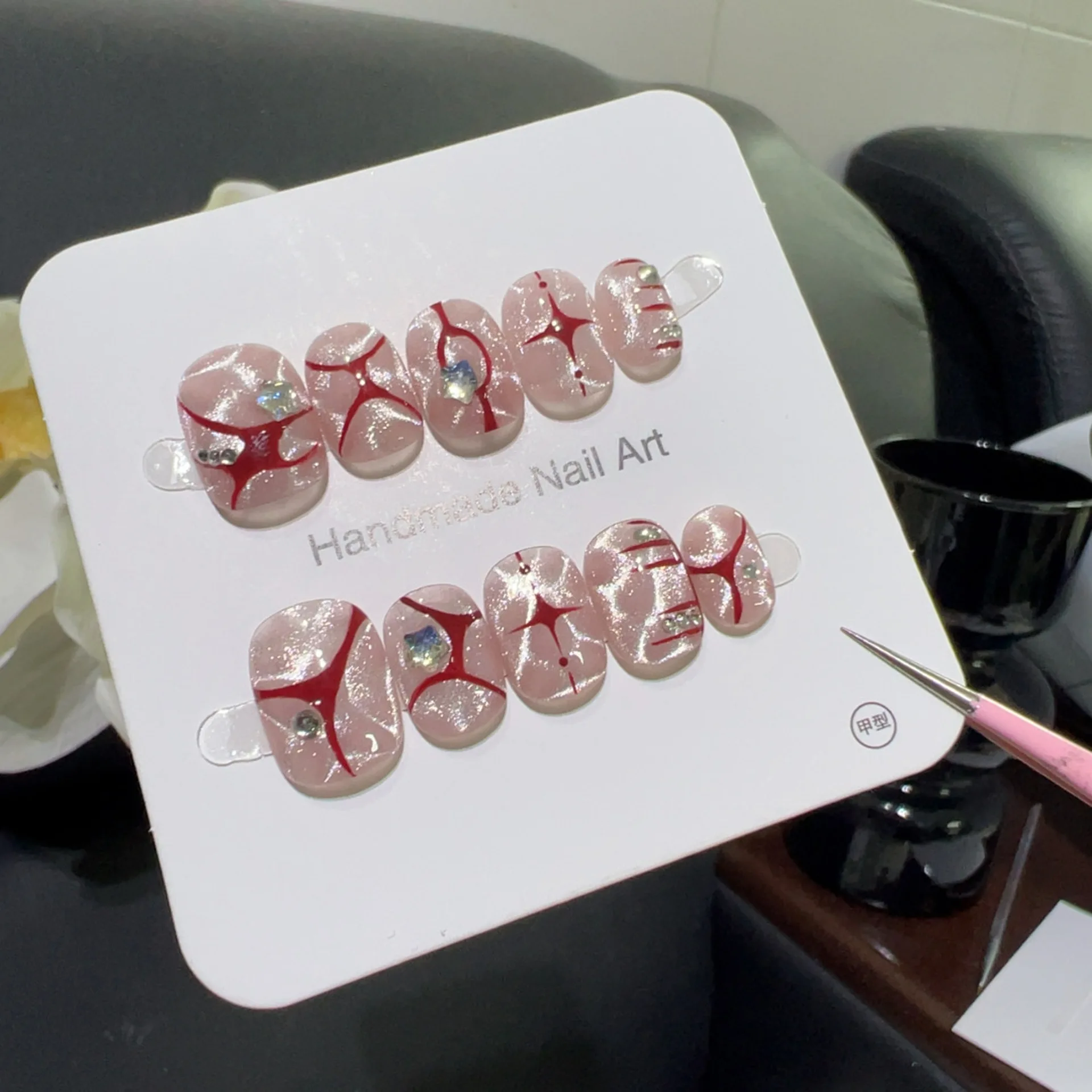 10pcs Handmade Press on Nails Pink Lines Crystal Diamond Stripes Full Coverage Nail Tips for Women&Girl Removable Wearable Nail
10pcs Handmade Press on Nails Pink Lines Crystal Diamond Stripes Full Coverage Nail Tips for Women&Girl Removable Wearable Nail