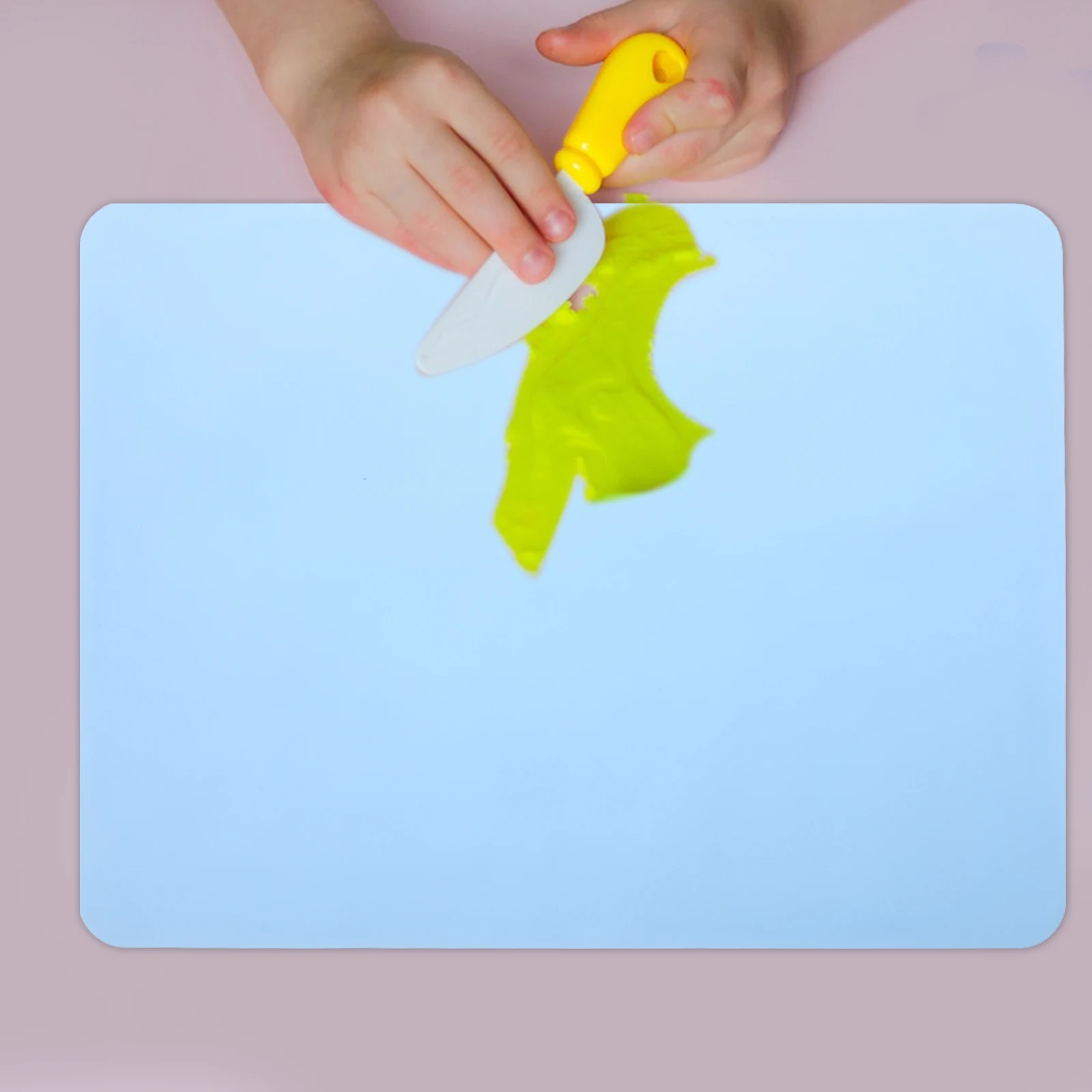 3pcs Children Crafts Mat Counter Protector Kids Placemat Square Countertop Paint Mats Drawing Coloring Silicone Table Craft Pad
3pcs Children Crafts Mat Counter Protector Kids Placemat Square Countertop Paint Mats Drawing Coloring Silicone Table Craft Pad