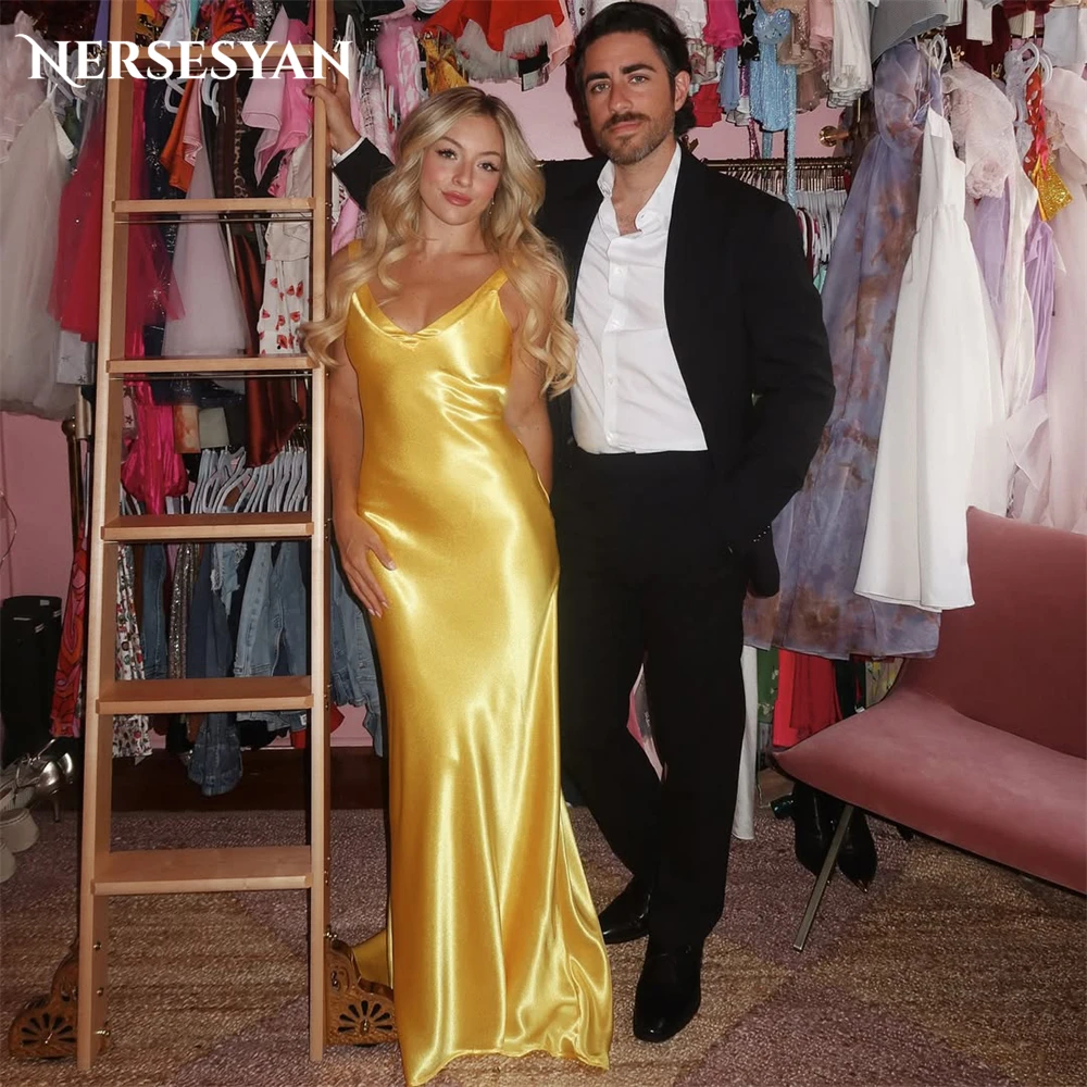 Nersesyan Shiny Gold Mermaid Evening Dresses Draped V Neck Satin Sleeveless Formal Dress Backless Bridesmaid Gowns Customized
Nersesyan Shiny Gold Mermaid Evening Dresses Draped V Neck Satin Sleeveless Formal Dress Backless Bridesmaid Gowns Customized