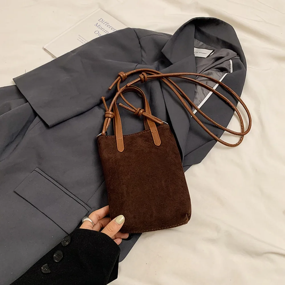 Простая сумка через плечо из искусственной кожи с леопардовым принтом, однотонная замшевая сумка через плечо в корейском стиле, клатч, модный дизайн, сумка для путешествий
Простая сумка через плечо из искусственной кожи с леопардовым принтом, однотонная замшевая сумка через плечо в корейском стиле, клатч, модный дизайн, сумка для путешествий