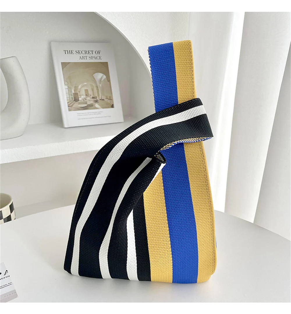 Women Stripes Knitted Bag Japanese Stye Student Handbag Girl Casual Shoulder Bag Women Retro Wrist Bag Phone Keys Storage Purse
Women Stripes Knitted Bag Japanese Stye Student Handbag Girl Casual Shoulder Bag Women Retro Wrist Bag Phone Keys Storage Purse