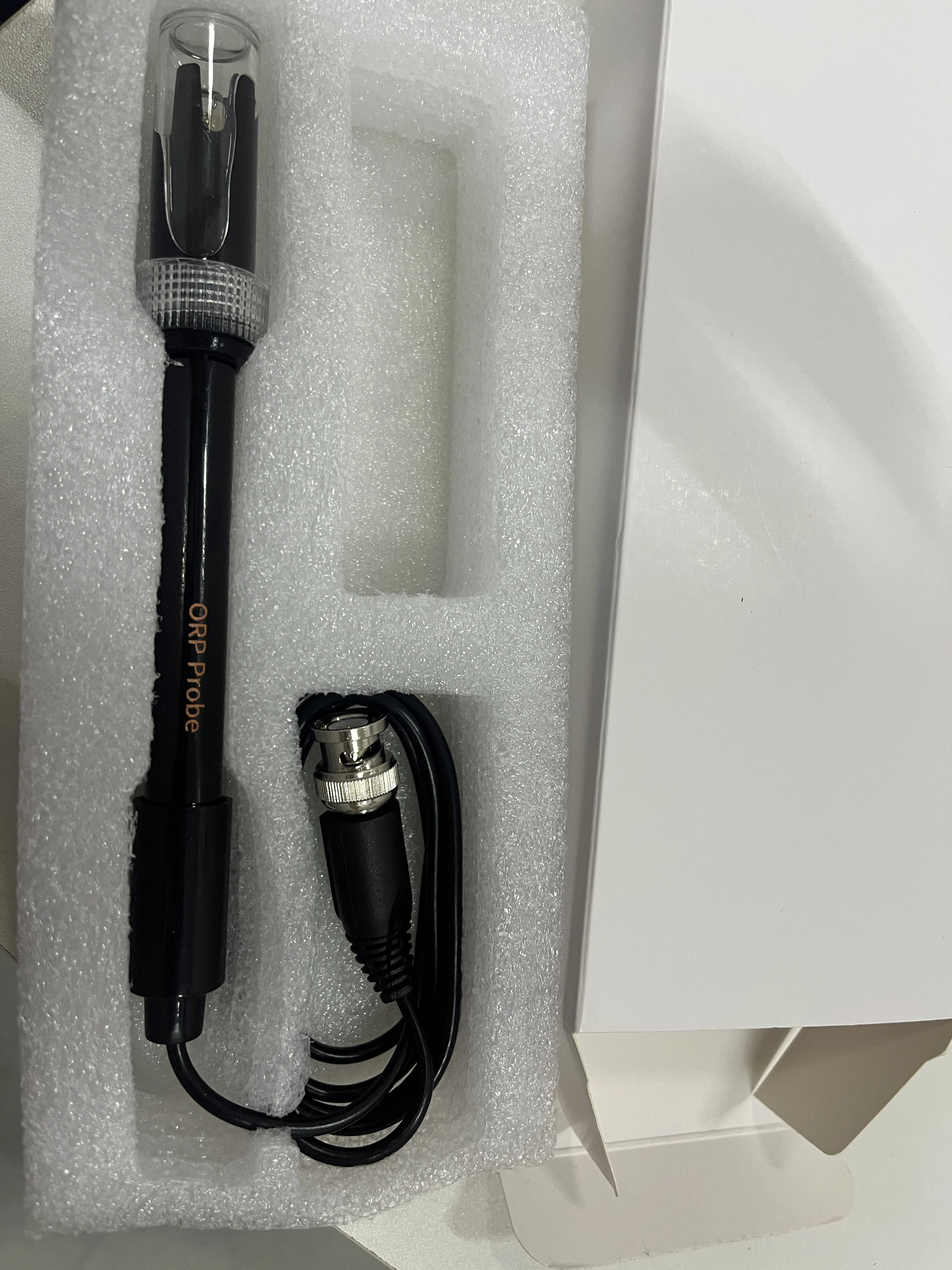 ORP Probe Factory Promotion Price Low Cost Non-fillable Plastic Shell Platinum Head Samples in Stock BNC ORP Electrode
ORP Probe Factory Promotion Price Low Cost Non-fillable Plastic Shell Platinum Head Samples in Stock BNC ORP Electrode