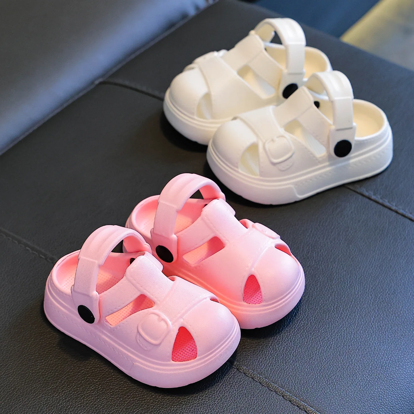 2026 Children's Cave Shoes, Summer Boys, Baby Non-slip Soft Soled Beach Shoes, Girls' Baby Cartoon CHILDREN'S Slippers
2026 Children's Cave Shoes, Summer Boys, Baby Non-slip Soft Soled Beach Shoes, Girls' Baby Cartoon CHILDREN'S Slippers