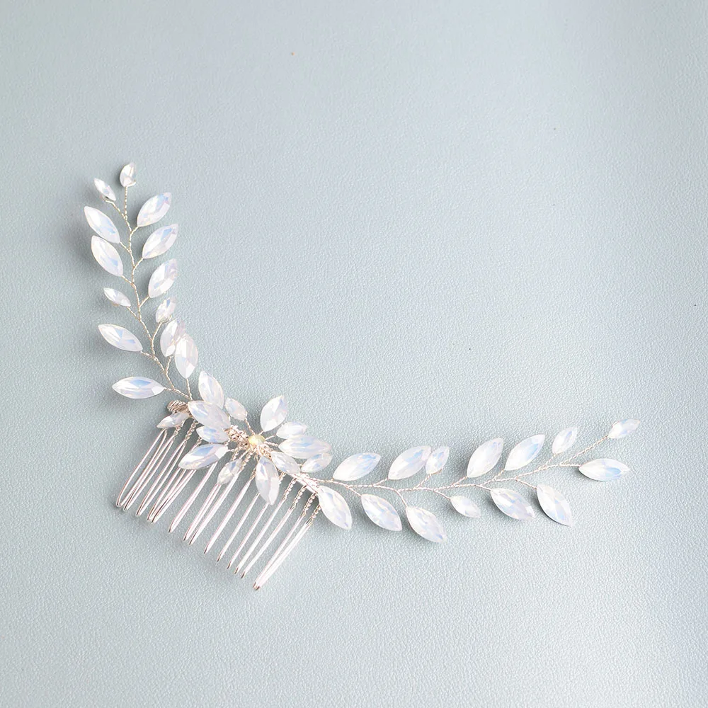 Роскошная хрустальная расческа для волос, повязка на голову, тиара для женщин, невеста, стразы, свадебные аксессуары для волос, ювелирные изделия, расческа, повязка на голову, тиара
Роскошная хрустальная расческа для волос, повязка на голову, тиара для женщин, невеста, стразы, свадебные аксессуары для волос, ювелирные изделия, расческа, повязка на голову, тиара