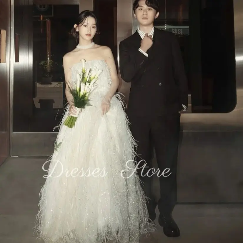 Giyu Luxury New Feather A-line Sparkly Tulle Wedding Dresses Clavicle Ring Bridal Gown 웨딩드레스 Customized vestidos de novia
Giyu Luxury New Feather A-line Sparkly Tulle Wedding Dresses Clavicle Ring Bridal Gown 웨딩드레스 Customized vestidos de novia
