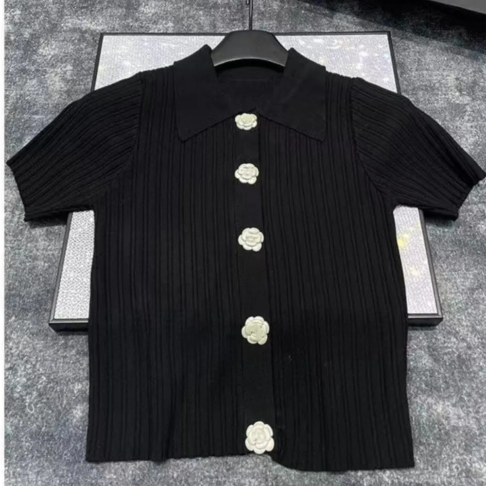 Spring/Summer New Polo Neck Short Sleeve T-shirt Knitted Cardigan Women's Top
Spring/Summer New Polo Neck Short Sleeve T-shirt Knitted Cardigan Women's Top