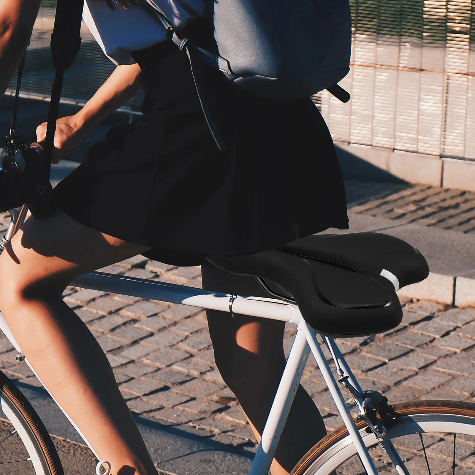 Comfortable Bike Saddle Pad Shockproof Cycling Seat Black Ergonomic Design for Mountain Road Racing Bikes Bike Saddle 
Comfortable Bike Saddle Pad Shockproof Cycling Seat Black Ergonomic Design for Mountain Road Racing Bikes Bike Saddle