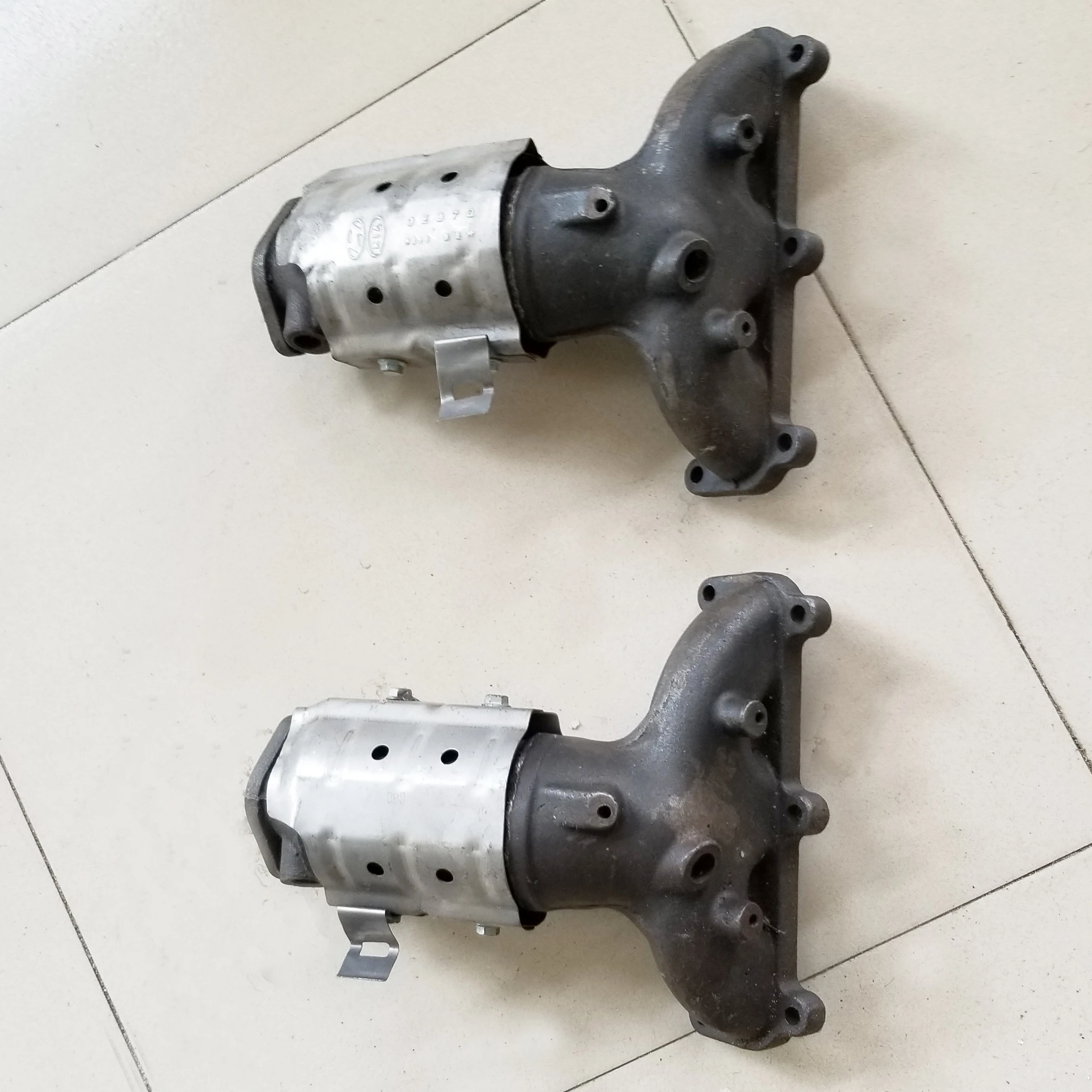 Exhaust Pipe Repair Replacement Euro4 Three-Way Catalytic Converter For Hyundai SantaFeATV&UTV
Exhaust Pipe Repair Replacement Euro4 Three-Way Catalytic Converter For Hyundai SantaFeATV&UTV