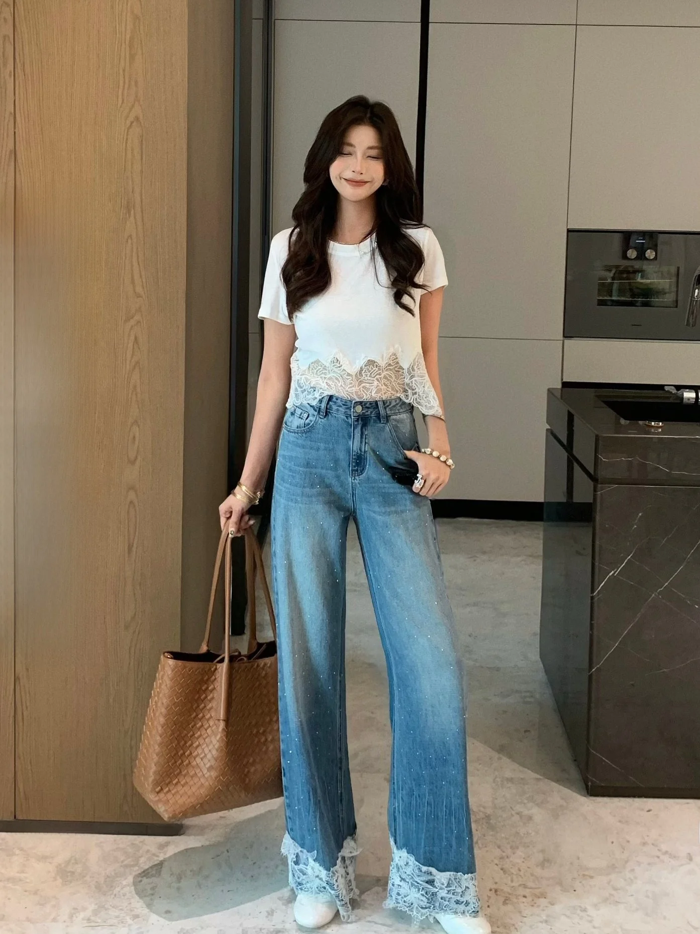New Dadada Glitter Lace Denim Pants Women's Straight Leg Design Sensation Summer Cotton Blend Warmth Natural Waist Jeans
New Dadada Glitter Lace Denim Pants Women's Straight Leg Design Sensation Summer Cotton Blend Warmth Natural Waist Jeans