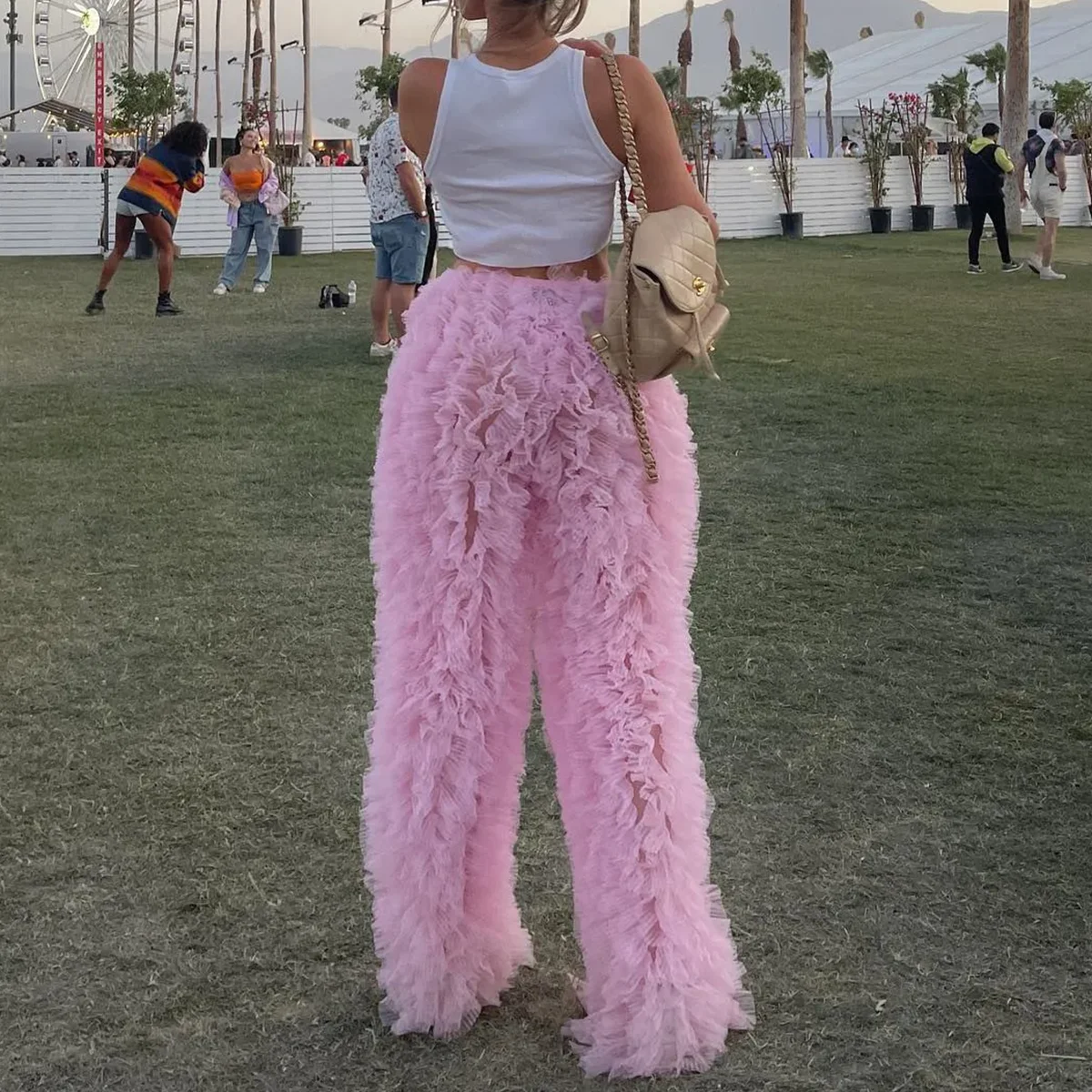 Fashion Pants Tierred Ruffled Floor Length Elastic Waistband Layered Lush Pants Long Trousers Woman Outfit Puffy
Fashion Pants Tierred Ruffled Floor Length Elastic Waistband Layered Lush Pants Long Trousers Woman Outfit Puffy