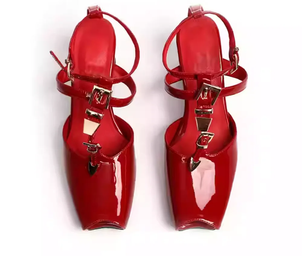 Fashion Red Cutout High-Heel Sandals Irregular Heel Single-Strap Buckle Metal Accents And Square Toe Women's Shoes
Fashion Red Cutout High-Heel Sandals Irregular Heel Single-Strap Buckle Metal Accents And Square Toe Women's Shoes
