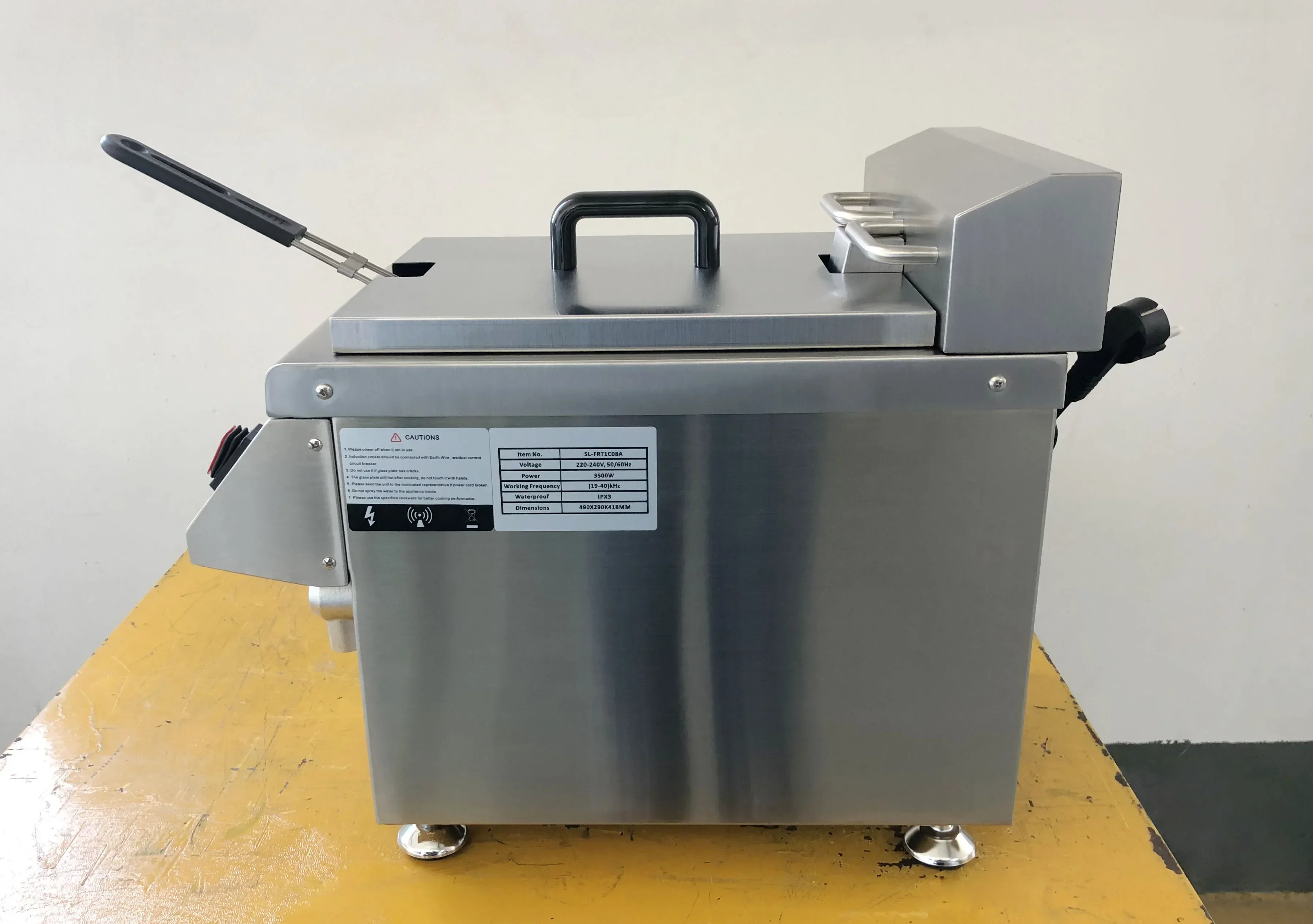 Индукционная электрическая коммерческая фритюрница объемом 8 л — профессиональная для жарки пончиков и курицы (кухонное оборудование)
Индукционная электрическая коммерческая фритюрница объемом 8 л — профессиональная для жарки пончиков и курицы (кухонное оборудование)