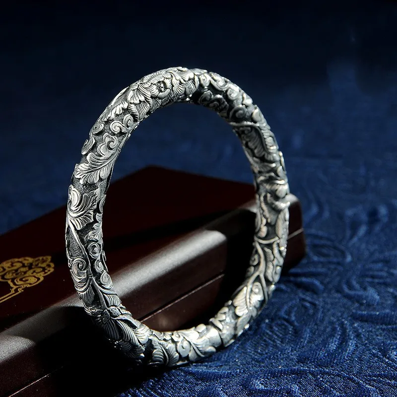 Vintage Fashion Personality Peony Embossed Bracelet Unisex Punk Open Bracelet Banquet Jewelry Accessories Gift
Vintage Fashion Personality Peony Embossed Bracelet Unisex Punk Open Bracelet Banquet Jewelry Accessories Gift