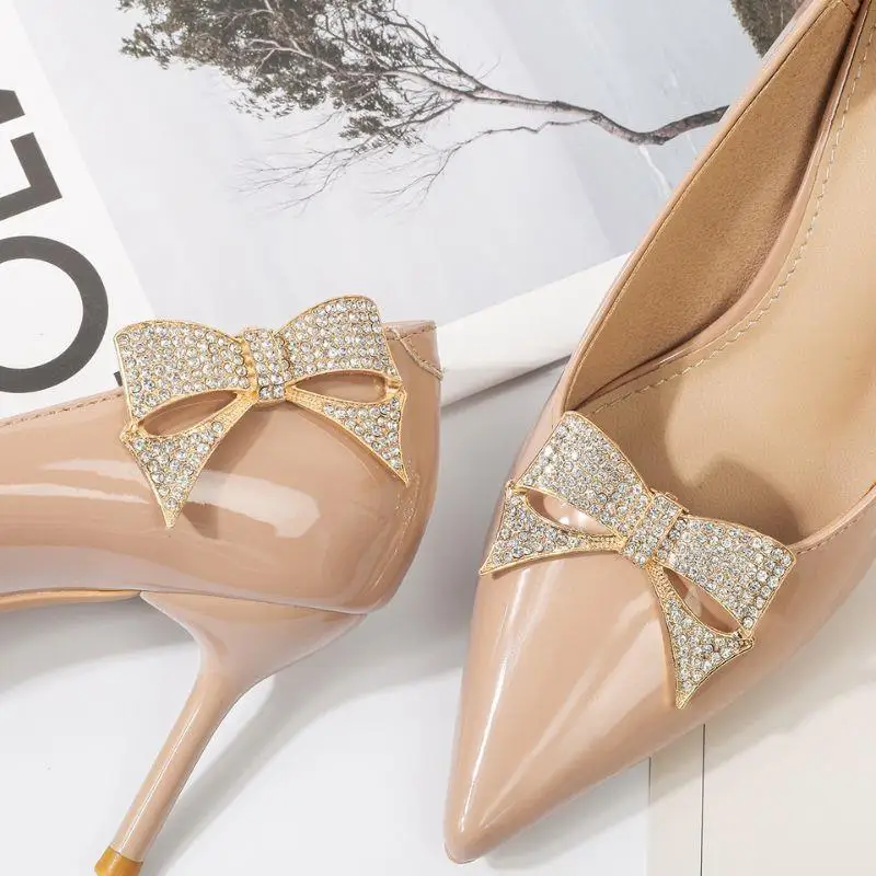1Pc Shiny Shoe Clips Rhinestone Wedding Bride Shoes Decor High Heel Charms Jewelry Bows Crystal Shoes Buckle Shoes Accessories
1Pc Shiny Shoe Clips Rhinestone Wedding Bride Shoes Decor High Heel Charms Jewelry Bows Crystal Shoes Buckle Shoes Accessories