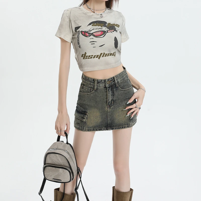 Chic and Sexy Vintage American Style Skirt - High-Waisted Utility Denim Short Skirt for Women
Chic and Sexy Vintage American Style Skirt - High-Waisted Utility Denim Short Skirt for Women