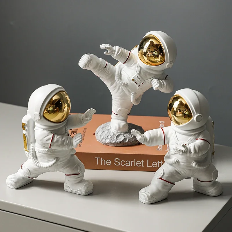 Home Soft Decoration Home Living Room Wine Cabinet Astronaut Astronaut Ornament
Home Soft Decoration Home Living Room Wine Cabinet Astronaut Astronaut Ornament