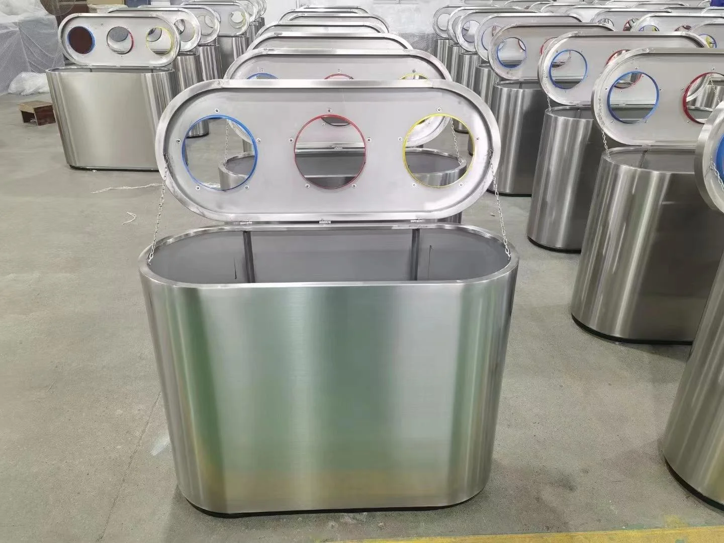 Multi-grid Stainless Steel Recycling Trash Can Commercial Outdoor Public Waste Classification Station
Multi-grid Stainless Steel Recycling Trash Can Commercial Outdoor Public Waste Classification Station