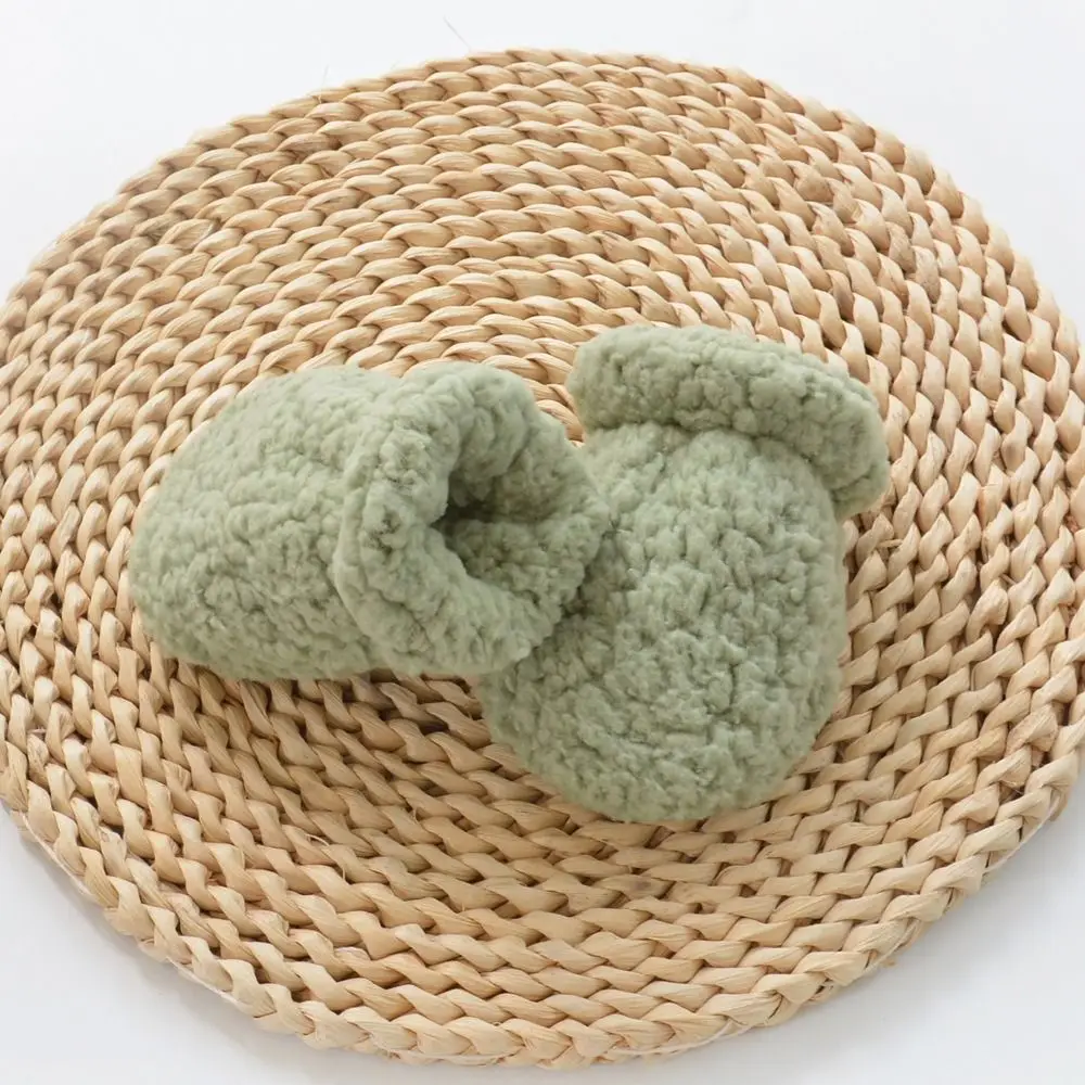 1-3Y Plush Baby Winter Warm Gloves Thickening Soft Kids Warm Gloves Cold Prevention Fleece Toddler Gloves
1-3Y Plush Baby Winter Warm Gloves Thickening Soft Kids Warm Gloves Cold Prevention Fleece Toddler Gloves