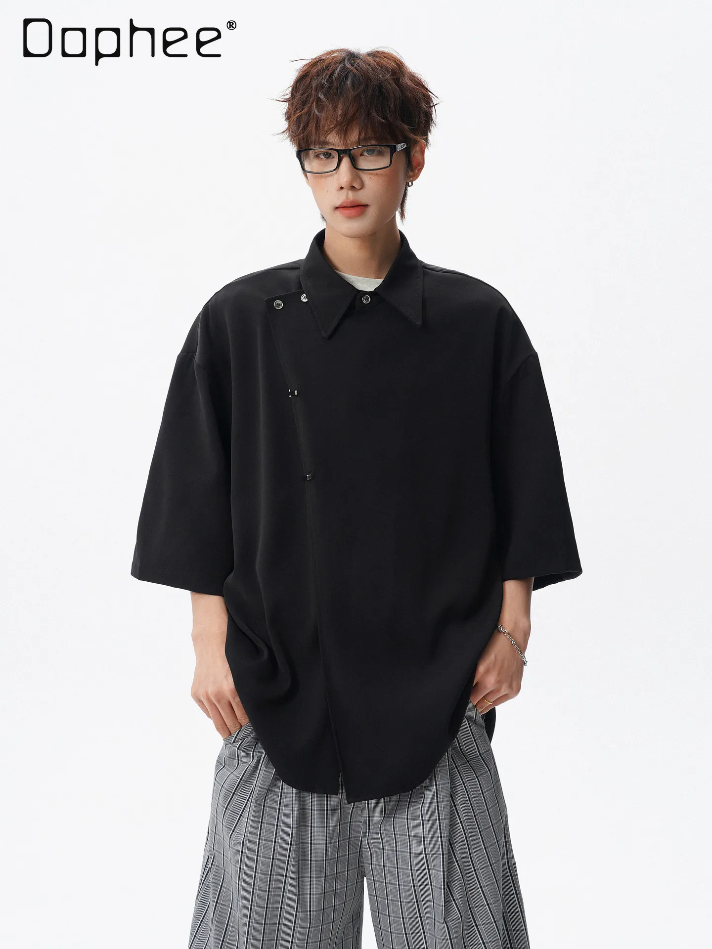 Men's Asymmetrical Button Short Sleeve Shirt Casual Loose Lapel Blouse New Chinese Style Irregular Design Top for Summer
Men's Asymmetrical Button Short Sleeve Shirt Casual Loose Lapel Blouse New Chinese Style Irregular Design Top for Summer