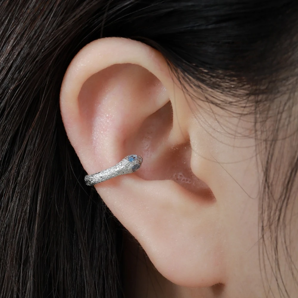 Snake Shape Clip Earrings Matte Texture S925 Sterling Silver Earring Women's Fashion Jewelry Original Design Wholesale Ins Gift
Snake Shape Clip Earrings Matte Texture S925 Sterling Silver Earring Women's Fashion Jewelry Original Design Wholesale Ins Gift