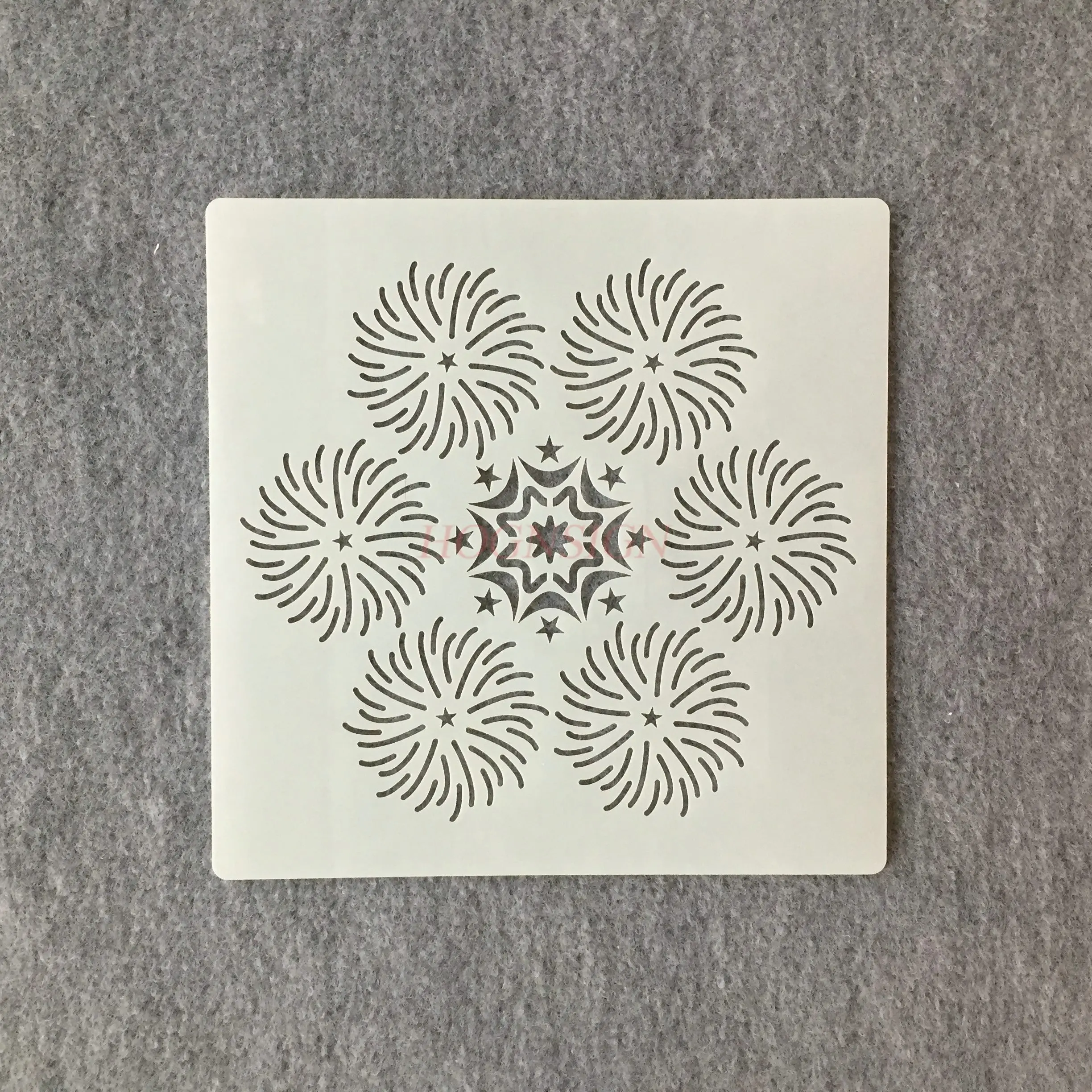 1pcs Ceramic tile spray painting Irregular hollow template Geometric pattern template Mandala pattern template
1pcs Ceramic tile spray painting Irregular hollow template Geometric pattern template Mandala pattern template