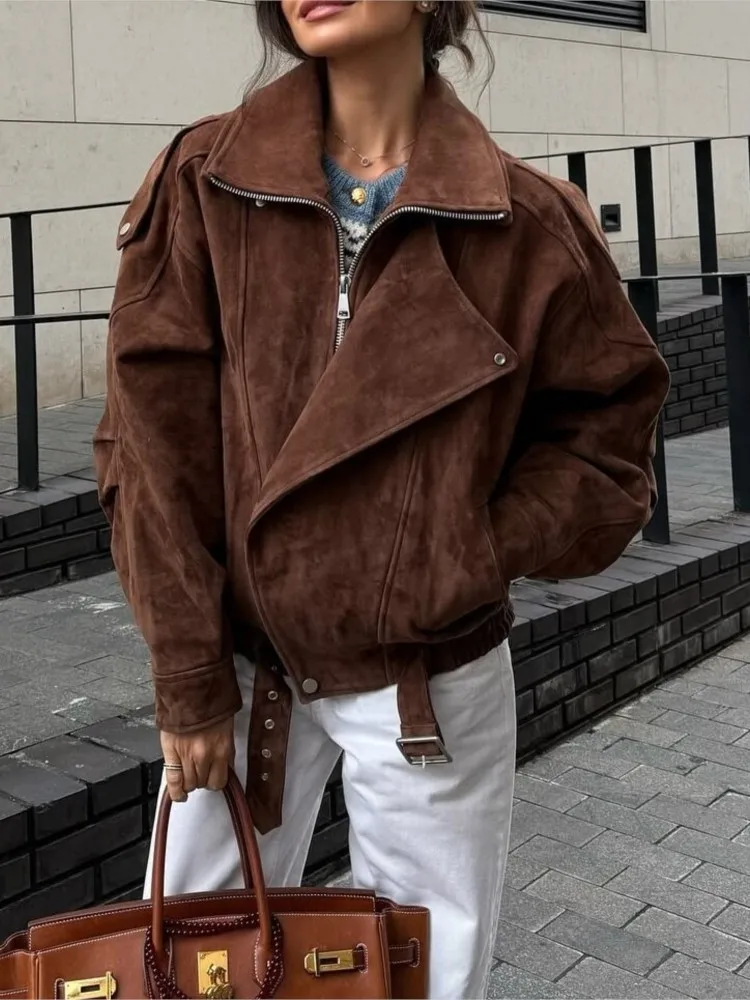Новые осенне-зимние винтажные женские свободные куртки из искусственной замши с лацканами и длинными рукавами, пальто, повседневная женская модная верхняя одежда на молнии, уличная одежда
Новые осенне-зимние винтажные женские свободные куртки из искусственной замши с лацканами и длинными рукавами, пальто, повседневная женская модная верхняя одежда на молнии, уличная одежда