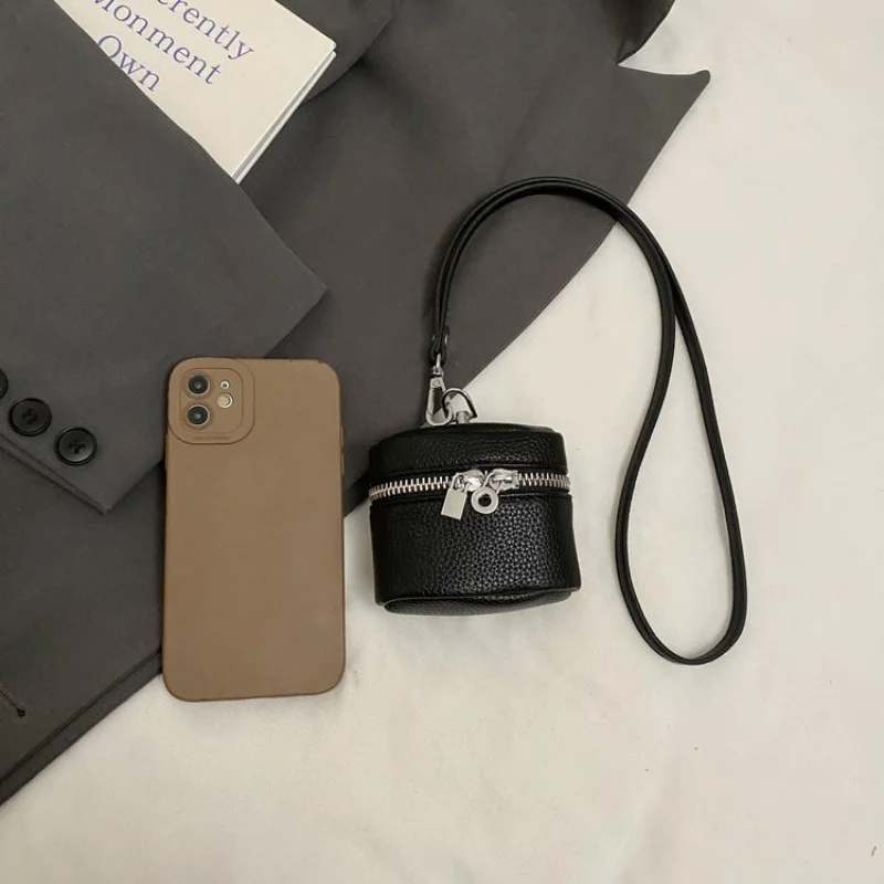 Модная кожаная женская сумка через плечо, элитная роскошная брендовая элегантная модная винтажная сумка для рукоделия
Модная кожаная женская сумка через плечо, элитная роскошная брендовая элегантная модная винтажная сумка для рукоделия 